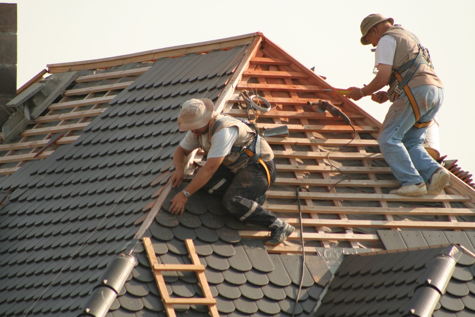 Which One Will Suit Your Needs? Roof Replacement Or Roof Repair -